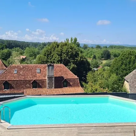 Сasa de vacaciones Ancien Fournil Rénové Avec Piscine Et Jardin *
