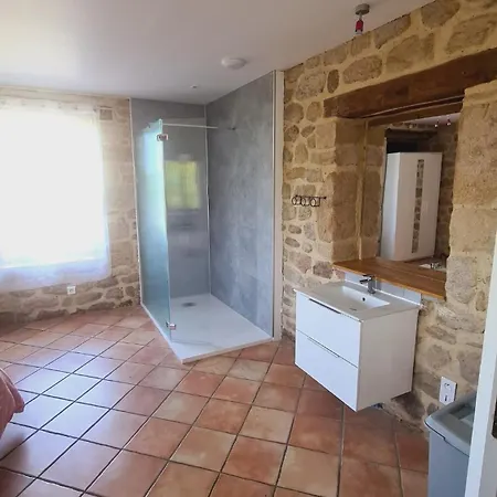 Ancien Fournil Renove Avec Piscine Et Jardin *