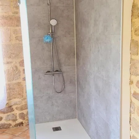Ancien Fournil Renove Avec Piscine Et Jardin Gagnac-sur-Cere